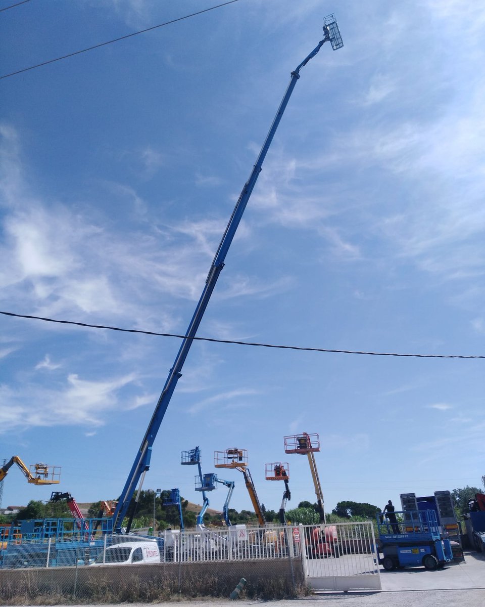 TecnitelRental's tweet photo. Brazo telescópico de 48 metros.
https://t.co/eM6wmJBX2R Alquiler venta y reparación de plataformas elevadoras.
Teléfono ☎️ 973196511
#Alquilerplataformaselevadoras #ventaplataformaselevadoras #lleida #tecnitel.cat #tecnitelalcoletge #alquilerplataformaselevadoras https://t.co/I8ZJ4pAJHn