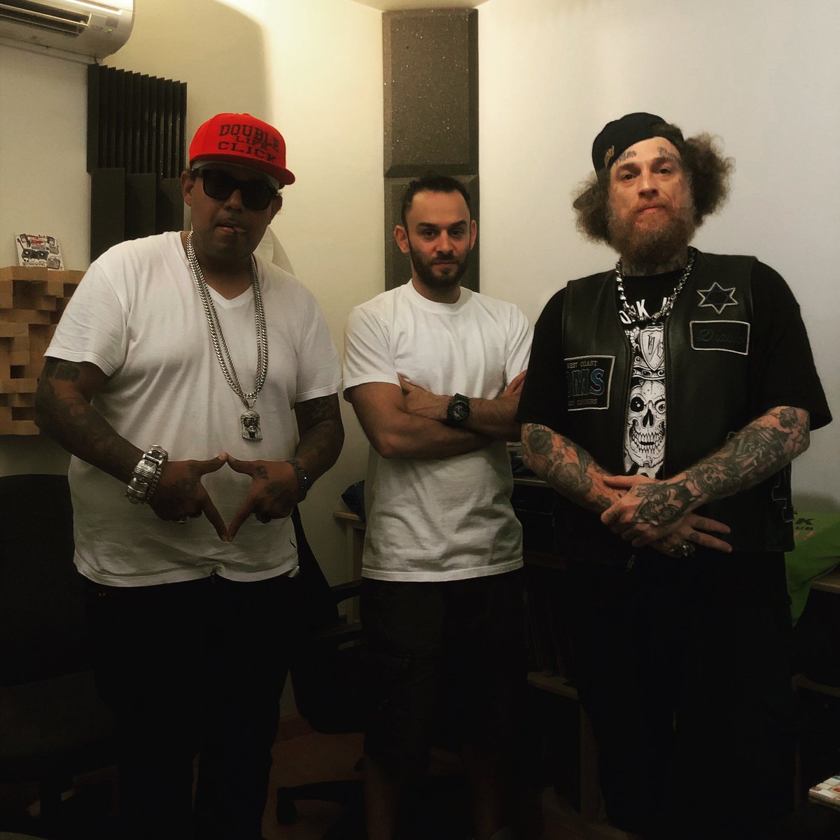 DannyDiablo's tweet photo. CHILLING IN THE STUDIO WITH 
@BIGLETO &amp; @EitanNoyze 
QUEENS ALL DAY SON!!! https://t.co/pZleYVVPue