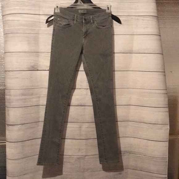 SSqueekie's tweet photo. So good I had to share! Check out all the items I'm loving on @Poshmarkapp #poshmark #fashion #style #shopmycloset #principledenim #eileenfisher #laurenralphlauren: https://t.co/qSPNV9fQsV https://t.co/XyNh7fJWbH