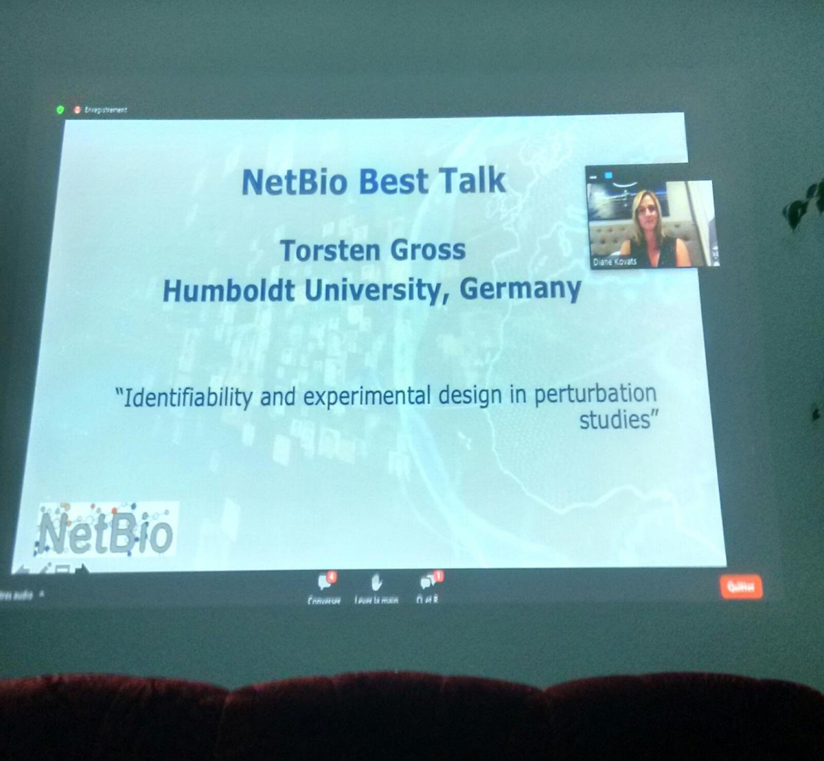 molsysbio's tweet image. Congratulations to Torsten: received the best talk award in the #NetBio track at #ISMB2020 !