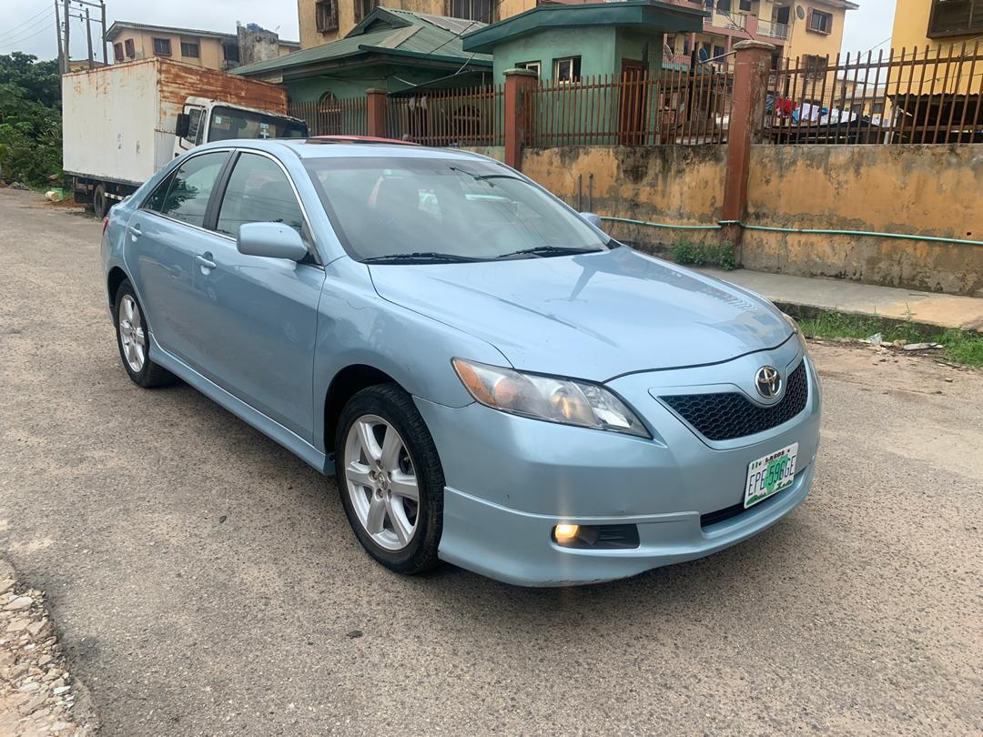 SOGautos1's tweet photo. Registered, neatly used Toyota Camry SE ❗

Original duty paid ✅

💰: ₦2,200,000 fixed

📍: Lagos 

#SOG #COVID19 #WizkidAt30 #Smile #Nigeria #UnaDeyMad https://t.co/lduAvgk8cH