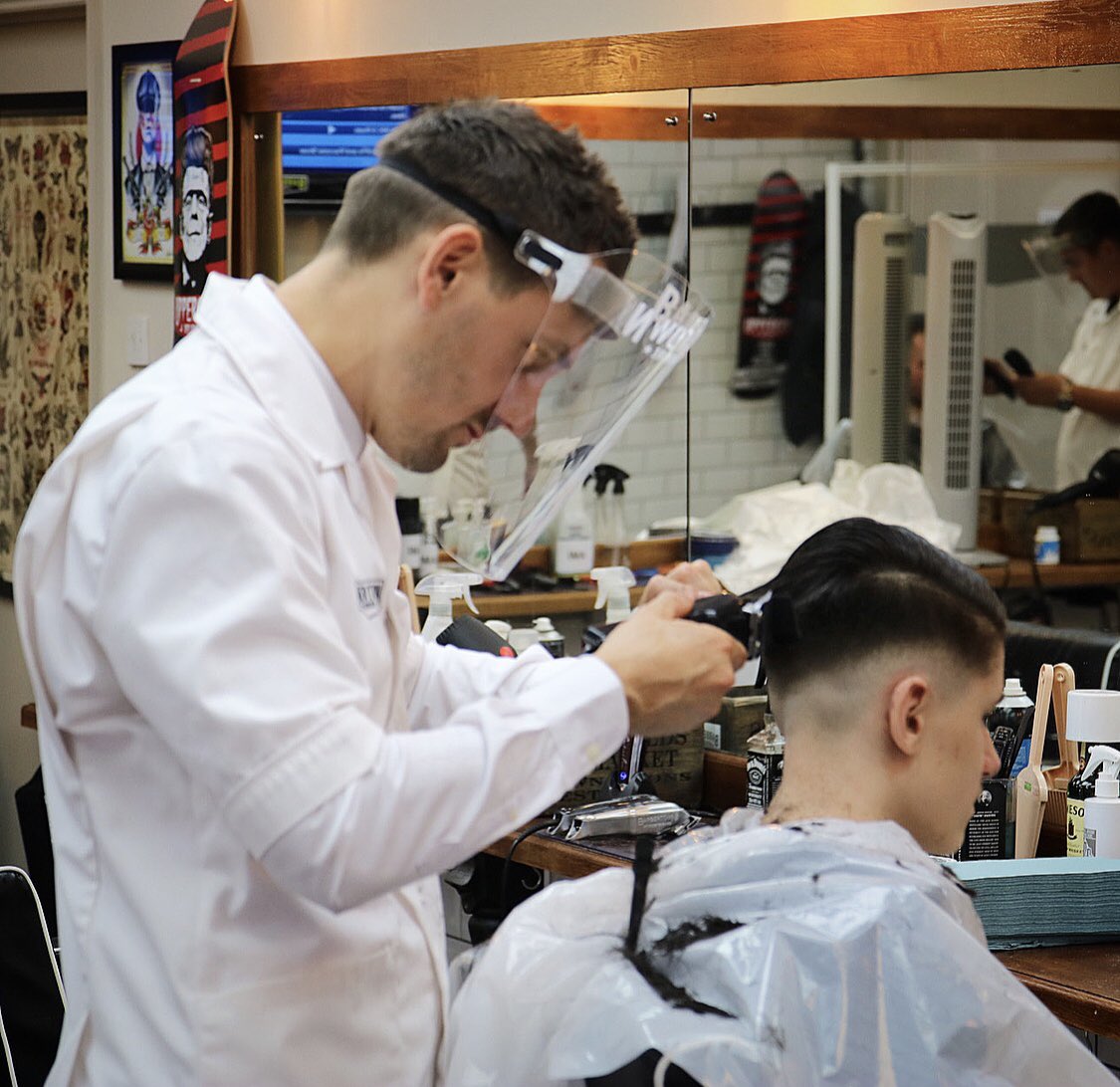BarbertownWorcs's tweet photo. Fantastic Friday Guys ...
#StaySharp and Visit Your Barber ..
#BarberLife at #BarberTown 💈..
Click on https://t.co/sjB4PAF4RG
To Book in ..
#worcester #malvern #barber #WorcestershireHour #barbershop https://t.co/xxAFb3zT8a