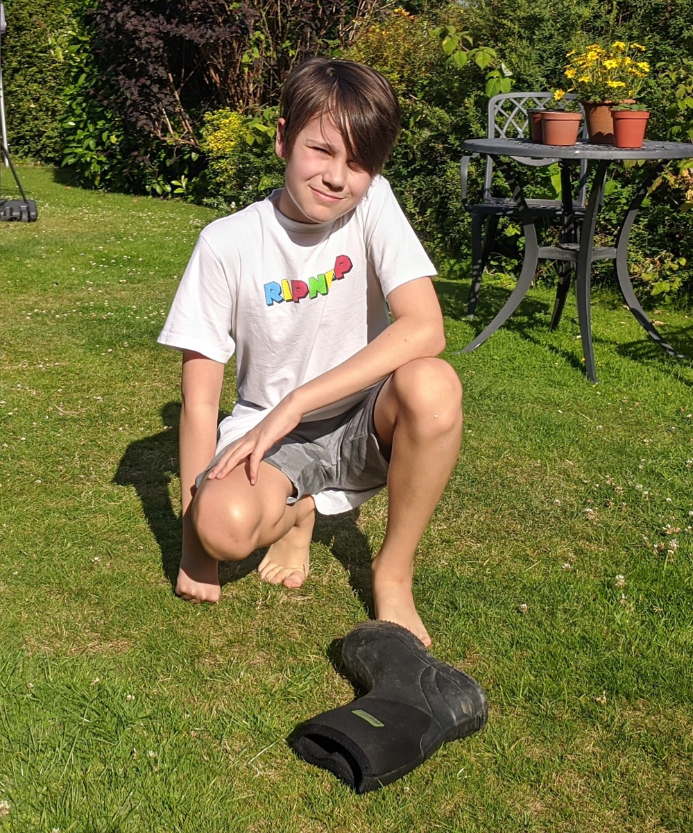 jubileehigh's tweet photo. Thomas H (Yr7) has thrown his welly 7.87 metres for Athenians! Well done Thomas! #keepJHStogether #Retrogames #JHSsportsweek #FitnessMotivation
@JubileePE https://t.co/NRG0YIebZD