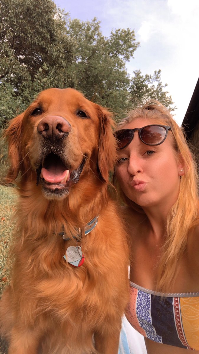michaela_baron's tweet photo. bff https://t.co/qBOainlVtH