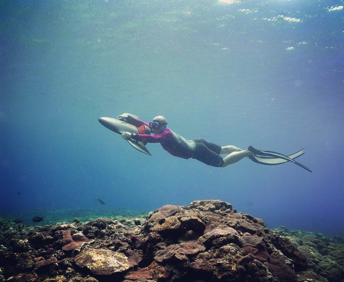 HoverstarVideo's tweet photo. In the middle of this summer, what is your favorite sport? #havospark #hoverstar #underwater #underwaterscooter #seascooter #underwaterphotos #underwatershots #underwaterlife #underwaterworld
#watersports #diving #diver #divinglife #freediving #divingtime #freelife #adventure https://t.co/fVZ9Lr6YWX