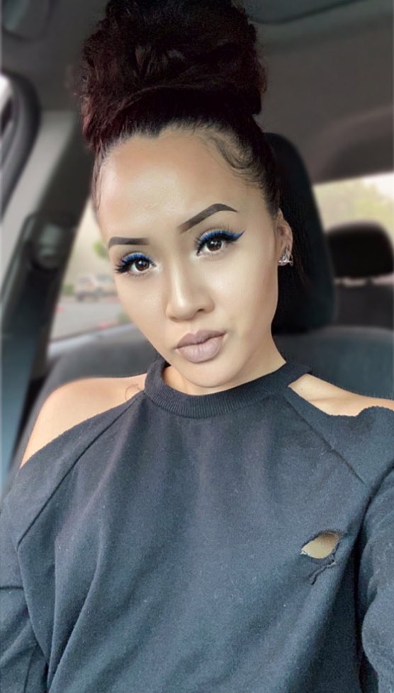 mrs__anh's tweet photo. 💙💙
#MUA #BeatByMe 
•••••••••••••••••••••••••••••••••••••••••••••
@itcosmetics 
@smashboxcosmetics 
@bareminerals 
@milkmakeup
@morphebrushes 
@lashpoplashes 
@tartecosmetics 
@bitebeauty 💋 #LipLab https://t.co/WiBX0MnvrX