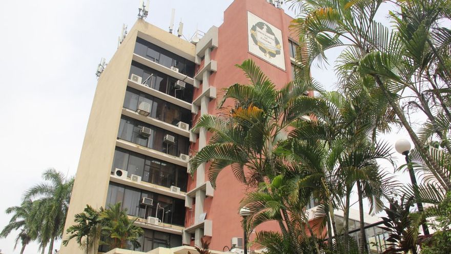 TReporta's tweet photo. Fallo de la CSJ declara inconstitucional la enseñanza obligatoria de las Relaciones entre #Panamá y EEUU https://t.co/VcCY2KnsPM https://t.co/7NOPTsWWYj