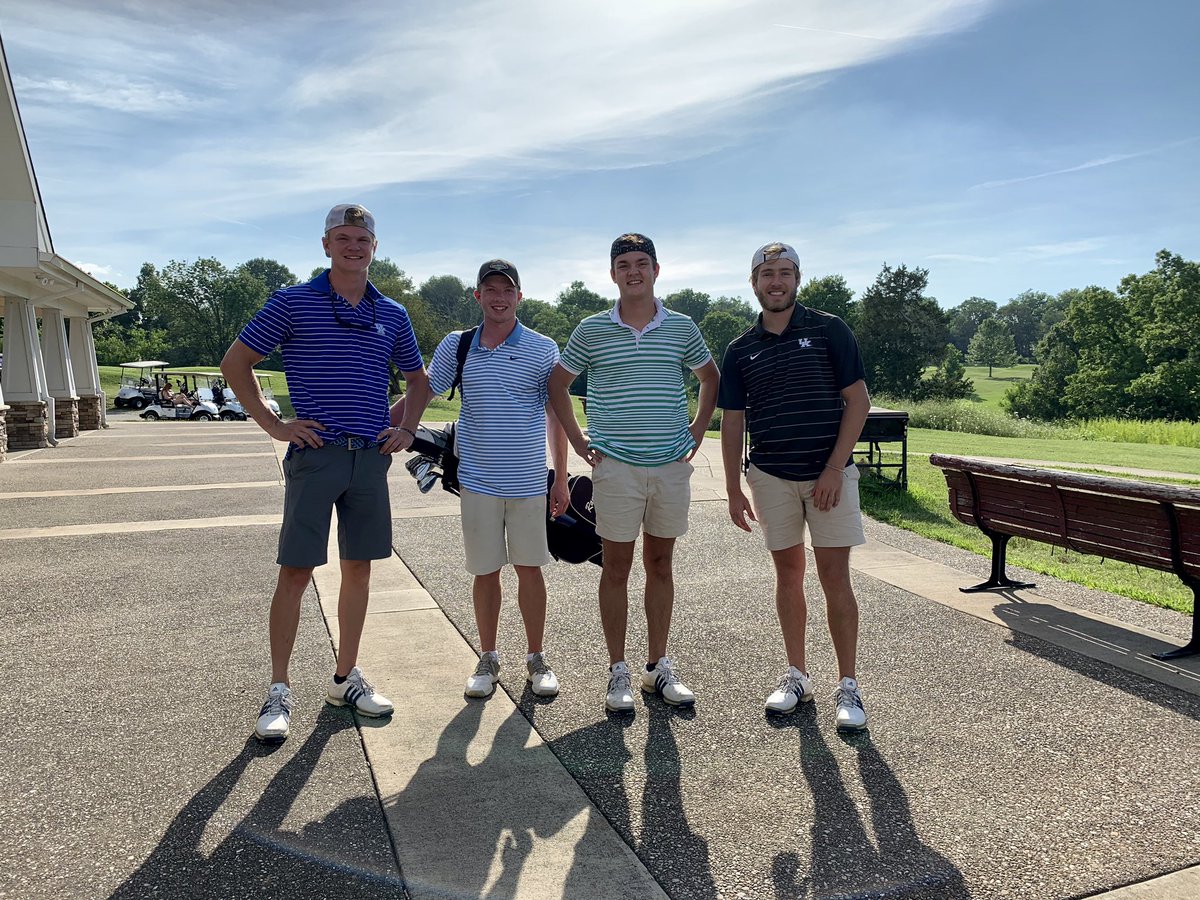 EaglesGolf's tweet photo. We had some @EaglesGolf Alum show up for tryouts tonight.  Way to represent the fam fellas 🦅 https://t.co/3bDzuVRMPB