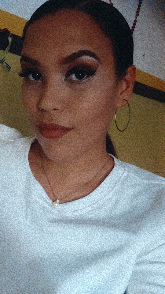 vanessaleal009's tweet photo. Maquillaje: mi hermanita🥰 https://t.co/4BPMoGBPPb