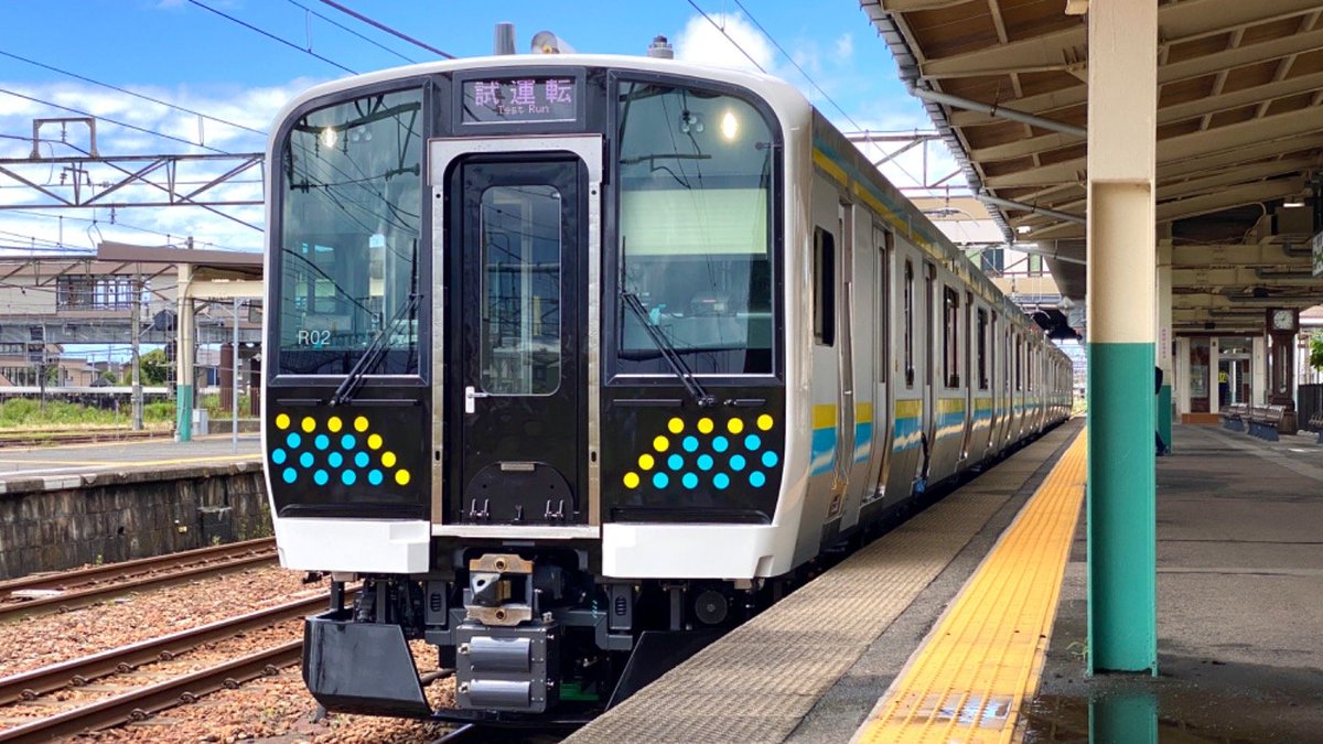 まなぶ Twitter પર 房総の新型車両 俺の最寄りの路線は総武本線と成田線だからこの車両は一本も来ない