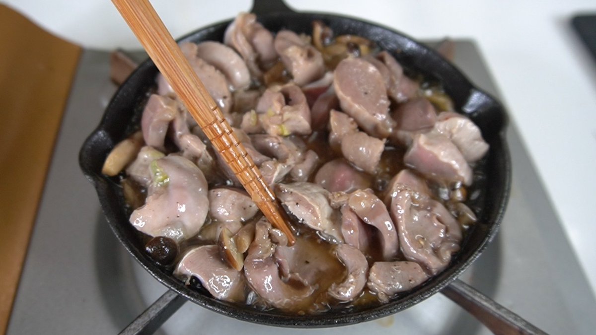 リュウジ 料理のおにいさんバズレシピ 一番重要なポイントはゴマ油とサラダ油を割ったもので煮ること ゴマ油だけだとくどいのでこのやり方がオススメです あと締めのアヒージョtkgは必ずやってください 詳しいレシピは動画からどうぞ T Co リュウジ 料理のおにいさんバズレシピ 一番重要なポイントはゴマ油とサラダ油を割ったもので煮ること ゴマ油だけだとくどいのでこのやり方がオススメです あと締めのアヒージョtkgは必ずやってください 詳しいレシピは動画からどうぞ T Co