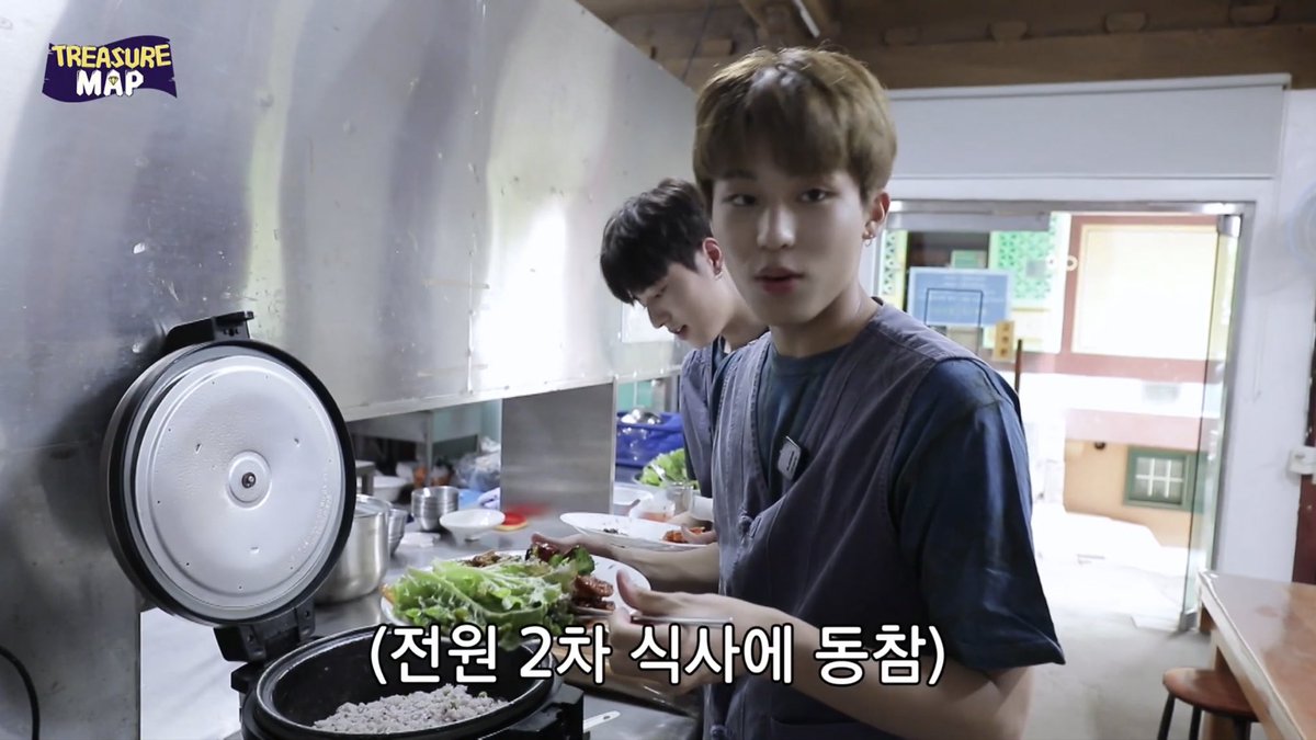 JeongWooTH's tweet photo. #TREASURE [TREASURE MAP] EP.27 👨‍🍳 ทำงานพาร์ทไทม์ VS อยู่วัด ⛰ เทรเชอร์ไปทำอะไรที่นั่นนะ?

🎬https://t.co/q2Vp1YwT6b

#트레저 #TREASUREMAP #EP_27 #PENALTY_COMPILATION #벌칙특집 #PARKJEONGWOO @treasuremembers https://t.co/oaM1TMouUQ