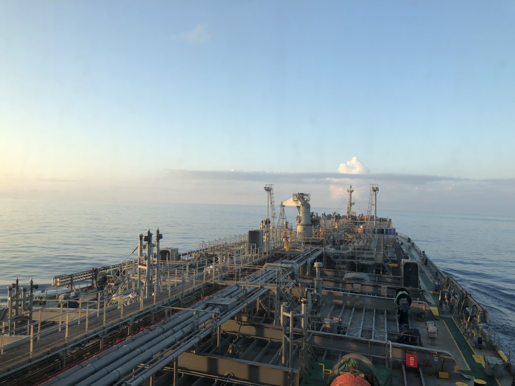 fendlessuck's tweet image. Life is simple. You just gotta live one day at a time. Period!