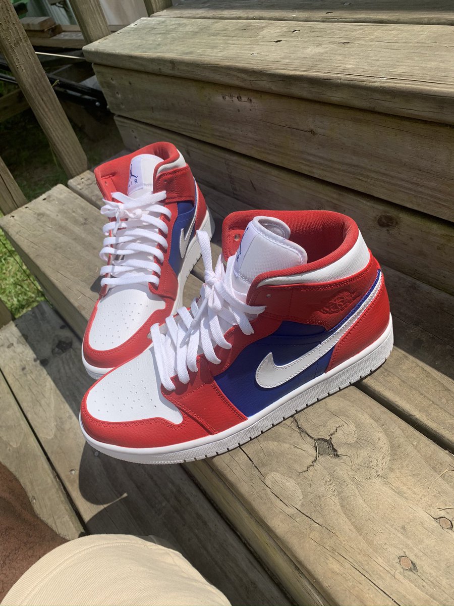 KxcksLab's tweet photo. 💥💥
#AJ1Customs
#AJ1
#CustomKicks
#Sneakerheads
#Customshoes https://t.co/4mMtHkeBOf