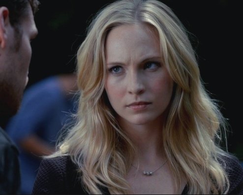 dailyklaroline's tweet photo. https://t.co/1INlq8ZyoE