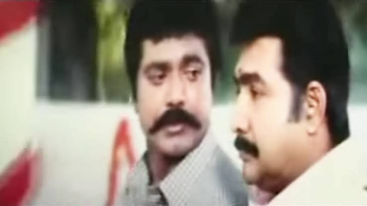 Straightouttae1's tweet photo. @IniyaNerd Enna manushan yaa 😂 https://t.co/CQNOT2lCYU