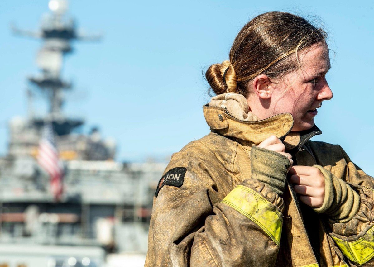 After four days of firefighting, all known fires have been extinguished aboard  #USSBonhommeRichard (LHD6).