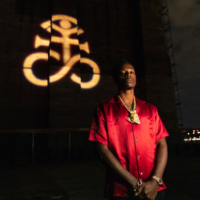 Watch BADMON's leaked NSFW photo on TwXstars