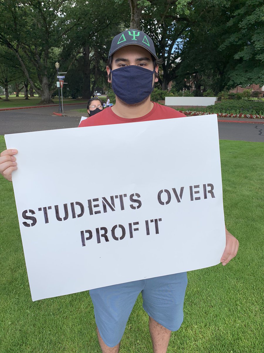 saiminbowl's tweet photo. Thank you to everyone that came out today. Share this thread to show people what’s happening at our school. We are telling you what we want, now act! Money can’t buy the voices of sexual assault survivors! #metoo https://t.co/TWEFfhV2o8