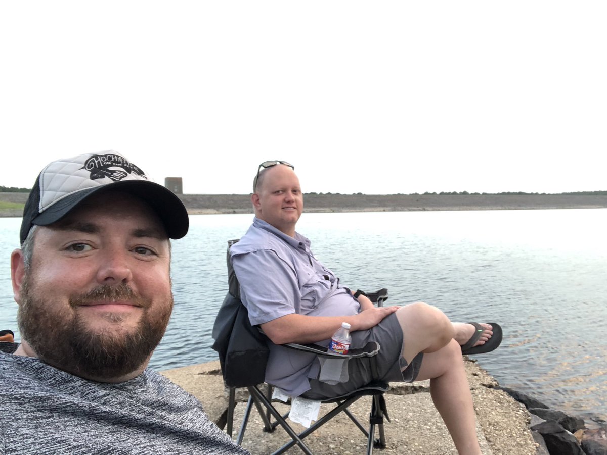 MrTexasJP's tweet photo. E22 Road trip! is UP! @FMHSCoachDunham and I discuss our trek behind the Pine Curtain, BBQ, one-armed bandits, golf and more BBQ.

Apple: https://t.co/xCmBw3eauO
Spotify: https://t.co/VJT2ZpP4W0 https://t.co/AXSLLAUmx7
