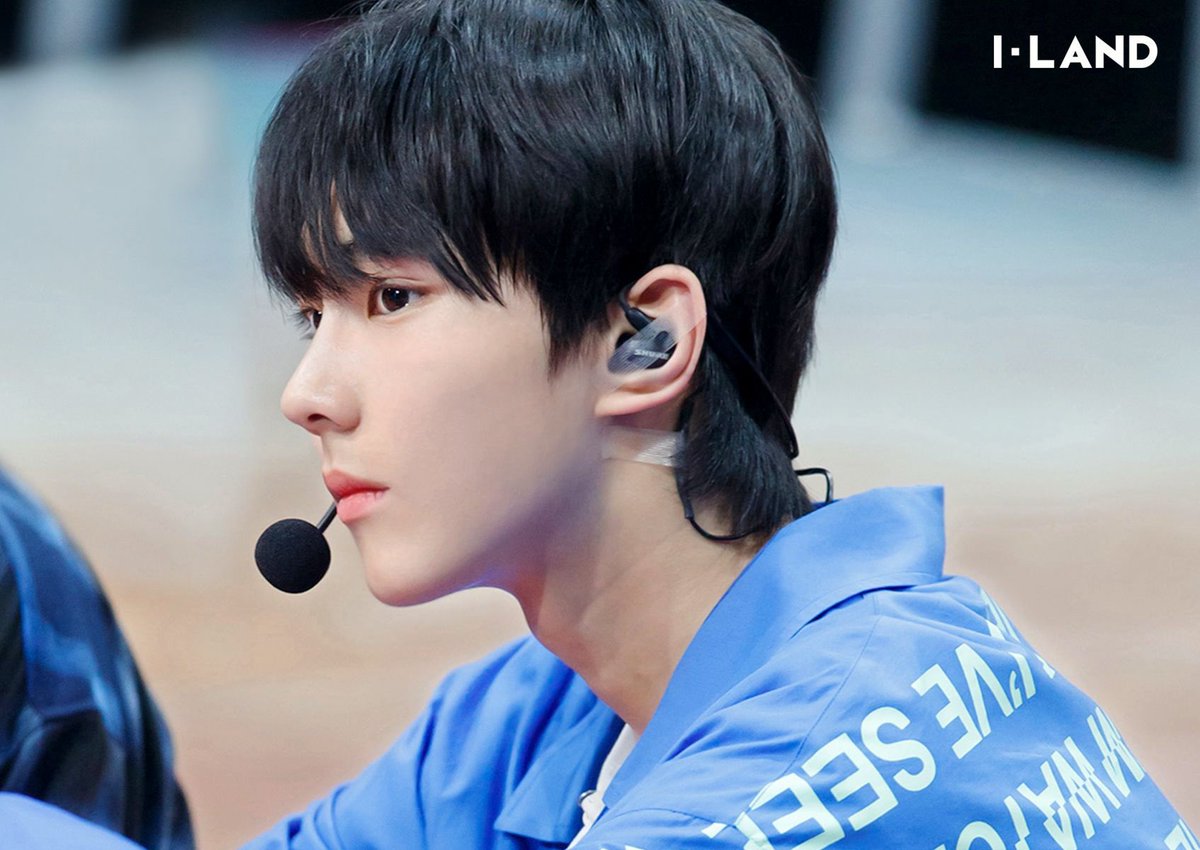 I_L_AND's tweet image. whiteとblack
どっちもたまらん。
韓国のアイドルは白ければ勝ちみたいなとこあるからな。
カメラ通してしか見た事ないけど、実際どのぐらい白いんだろう🧐
#ILAND #아이랜드 #Go_ILAND 
 #양정원  #ジョンウォン #JUNGWON_ILAND