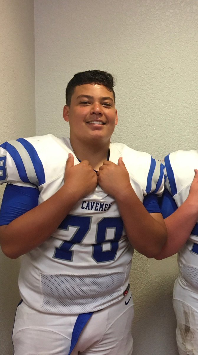 dez1130's tweet photo. Hard work paying off. Proud of @Mercedrubio78 for adding 25 pounds to his max bench in 3 weeks! Keep grinding Big Fella, Cavemen keep checking Daily for posted workouts#FIND A WAY TO WIN @cavemenstrong https://t.co/zQdiRtE5V0
