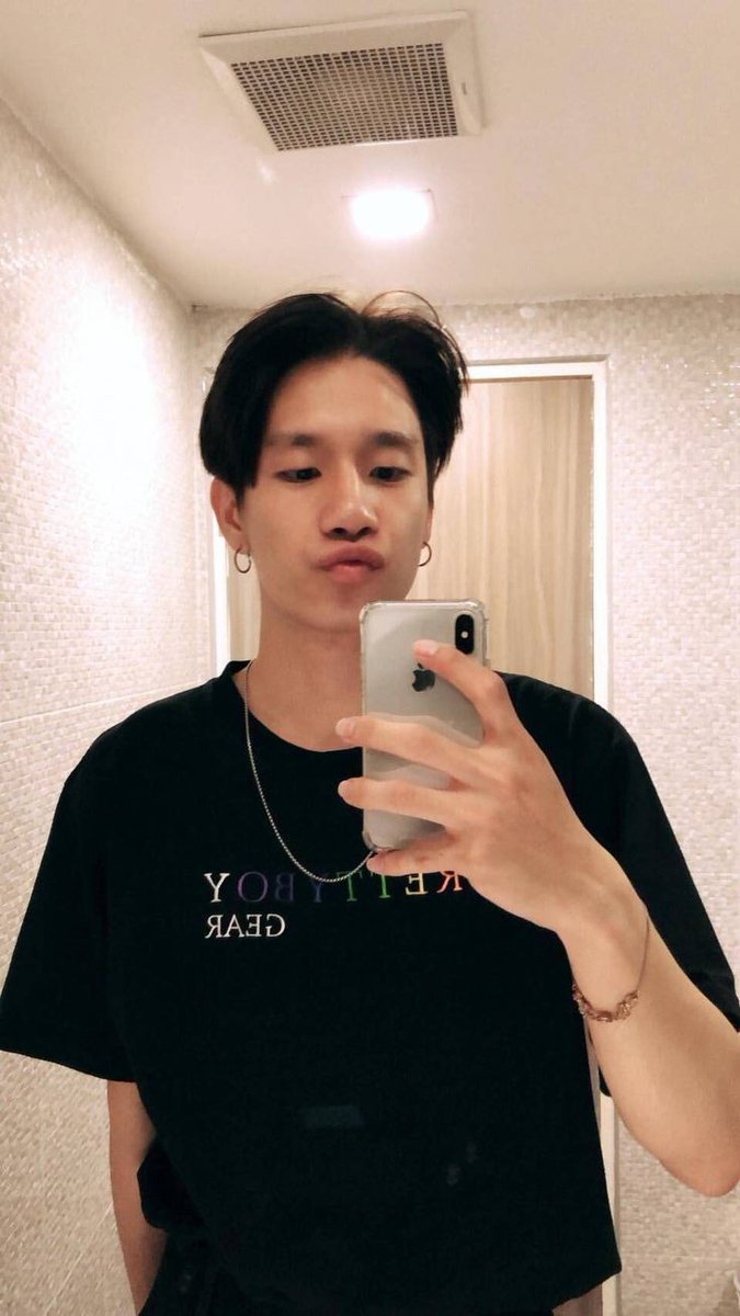 addctbw's tweet photo. @fessthai Aduh ckep btul pacar siapa ini? Ya gwe lah nyotttt #Nohalu https://t.co/u18js6Rn5V