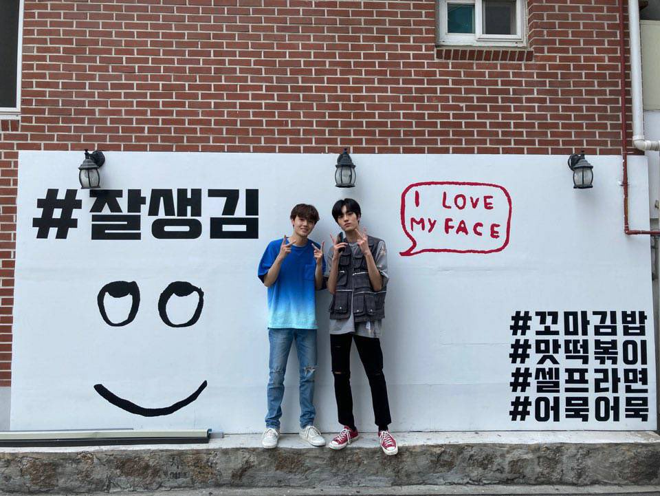 EdGihAwXgAAd3rX?format=jpg&name=medium