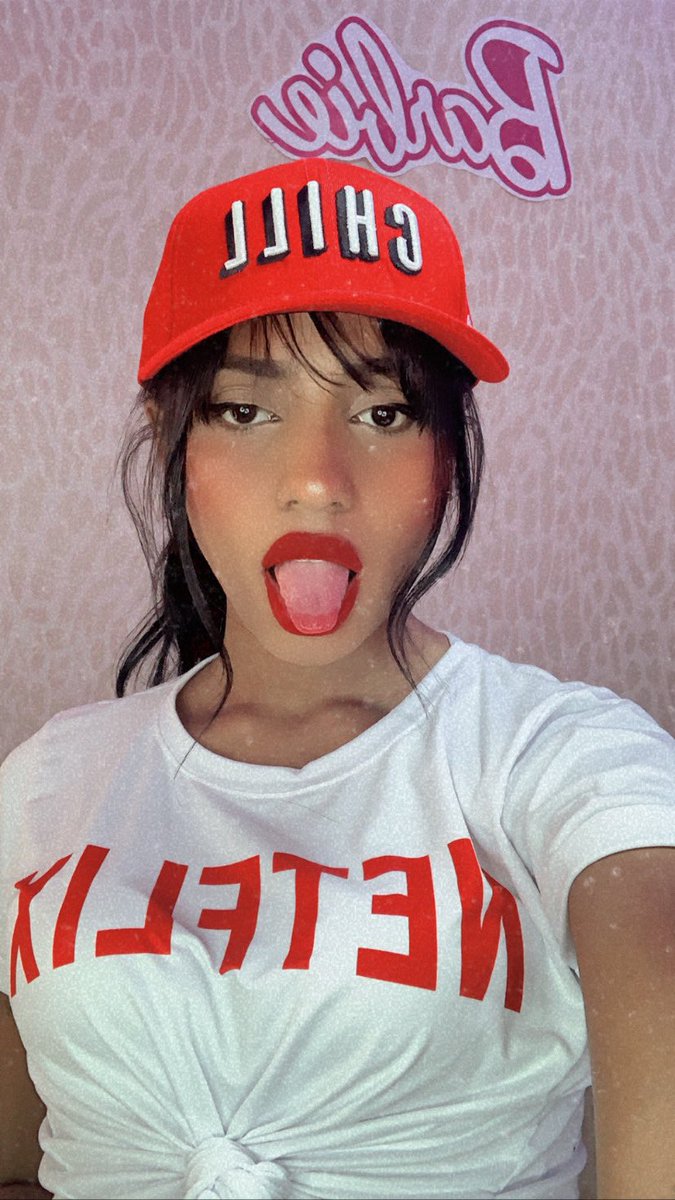 kellyrealesc's tweet photo. Buenas noches👅 https://t.co/jL3MlSeXn5