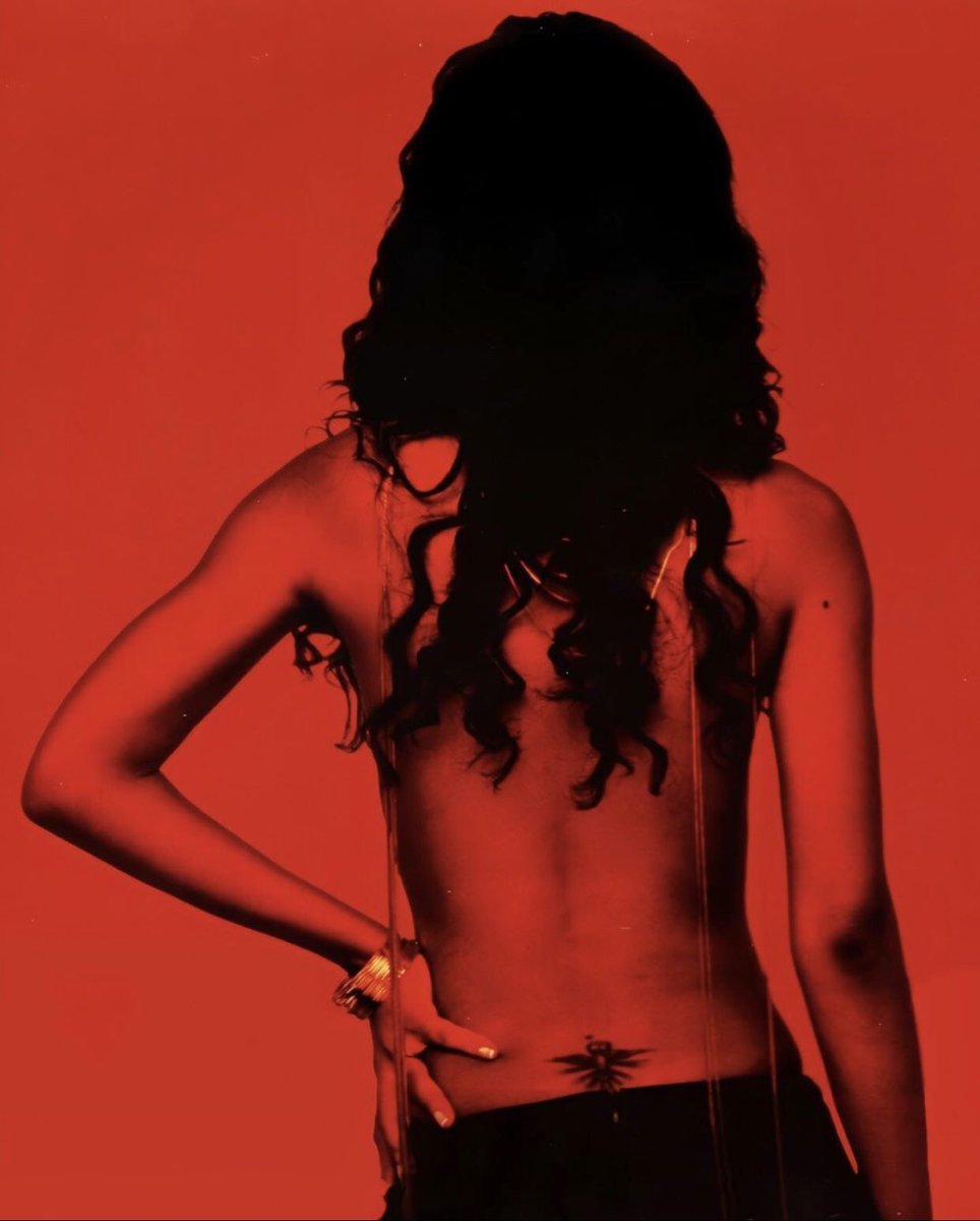 forbbygrlaali's tweet photo. Aaliyah, 2001. https://t.co/hlmklcz3JJ