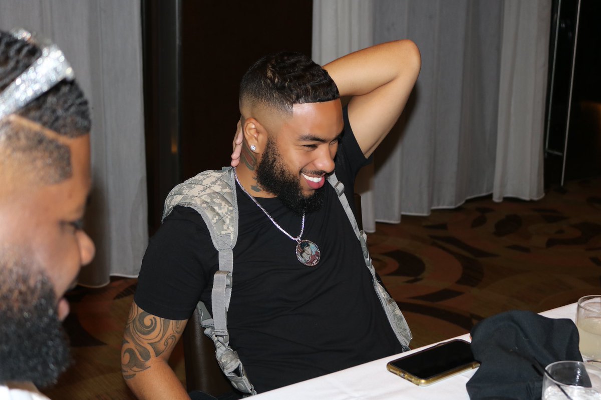 dijouncruz's tweet photo. Can we start a thread of Black Men smiling? I’ll go first 👑🤞🏼❤️ https://t.co/l1hpAIOtb2