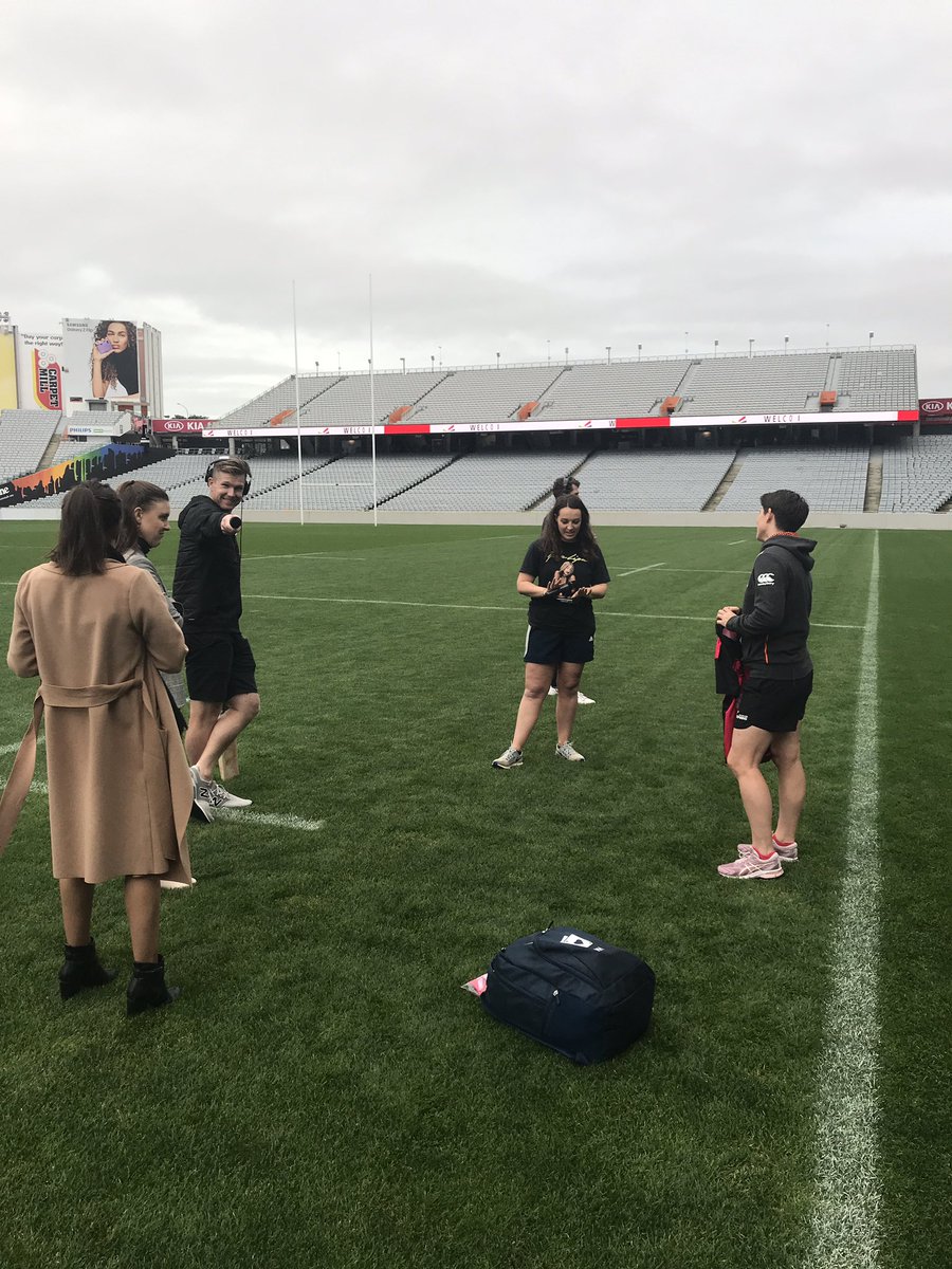 Classic afternoon at <a href="/edenparknz/">Eden Park, Auckland</a>! <a href="/hollyhudd46/">Holly Huddleston</a> presented Steph from <a href="/TheEdgeNZ/">The Edge</a> with her own <a href="/WHITE_FERNS/">WHITE FERNS</a> shirt and <a href="/JimmyNeesh/">Jimmy Neesham</a> came good with $1000 for lucky listener Lucie’s vet bills 🐶 

#CricketNation