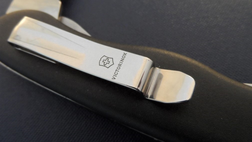 ChKnife's tweet photo. Victorinox Sentinel Clip Swiss Army Knife ๐
โถ https://t.co/l21hSBiN63 @Victorinox #myvictorinox #victorinox #pocketknife #taschenmesser #swissness #knife #switzerland #swissarmyknife #photography #swisarmy #youtube #sentinel https://t.co/1PnUdCpkyM