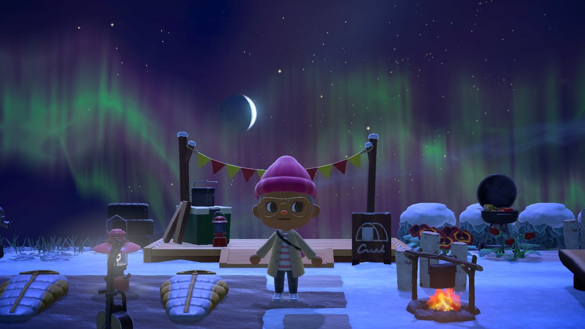 LissLoveMusic's tweet photo. northern lights tonight #AnimalCrossing #ACNH #NintendoSwitch https://t.co/ekPridMYOc
