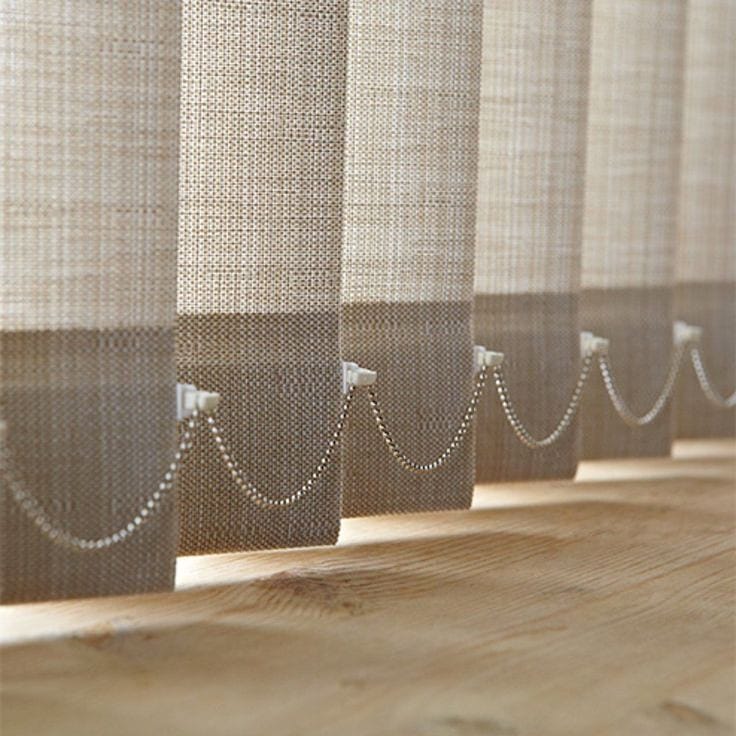 interiors_ridge's tweet photo. Workplace privacy is very important.
We offer blinds installations for both offices and residential homes.
The color and design is your choice.
Come one, come all.
Happy Friday😍
Hit us up
☎️☎️☎️ 
0706868148
#RealMadridVillarreal #COVID19 #dogsforbiden https://t.co/xVcfzS1pEY