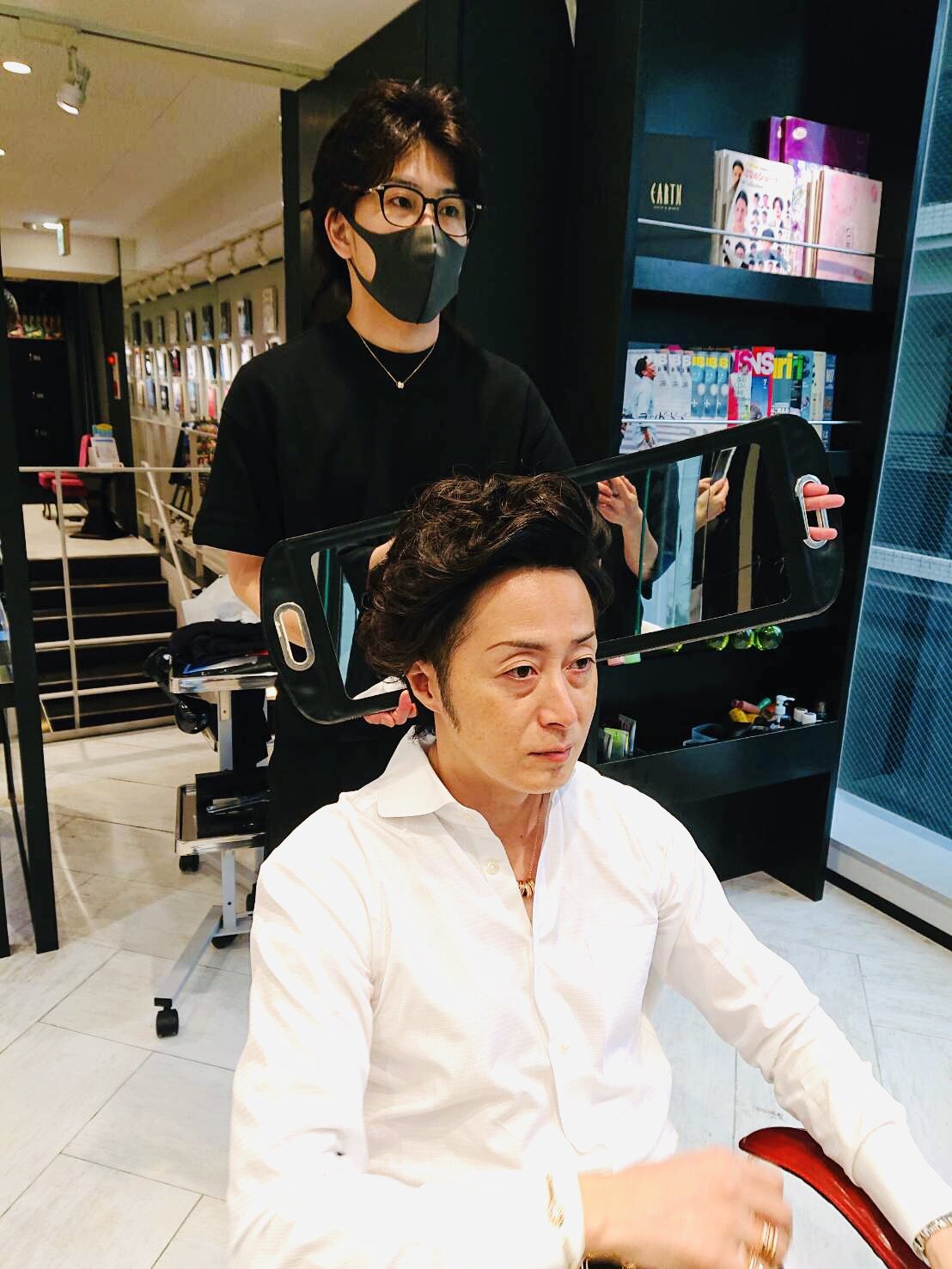 山下 誠司 先日 Earth神楽坂店へ 能手智之店長に ヘアスタイルを担当していただきました 私が言うのも何ですが 凄腕です 神楽坂 Earth 美容室 山下 誠司 先日 Earth神楽坂店へ 能手智之店長に ヘアスタイルを担当していただきました 私が言うのも何ですが 凄腕です 神楽坂 Earth 美容室