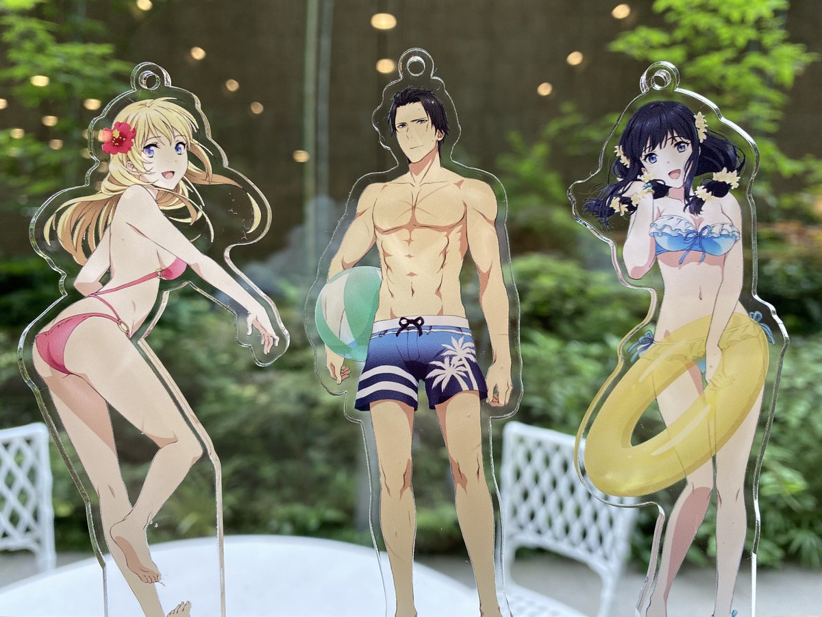 Tvアニメ 魔法科高校の劣等生 シリーズ グッズ情報 只今より Aniplex にて限定商品の受注を開始しました 新規描き下ろしイラストを使用したアクリルスタンドとクリアポスター ビジュアルイラストを使用した特殊印刷カードは期間限定の受注販売