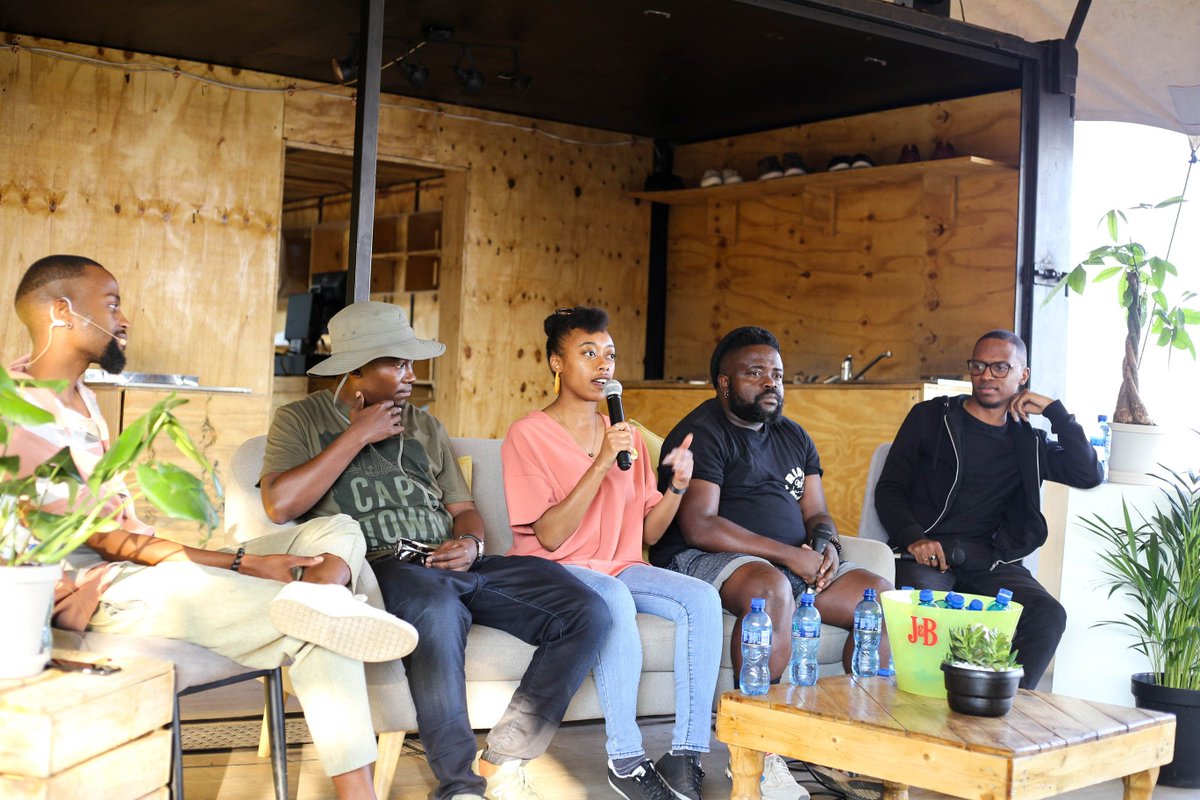 hivejoburg's tweet photo. We joined a knowledge-exchange session between @TheArtsAdvocxte and our members to learn about growth, how some businesses get big and why the biggest ones fall so hard. Read the article: https://t.co/z18MniDmLh https://t.co/vIPHGYkSfK