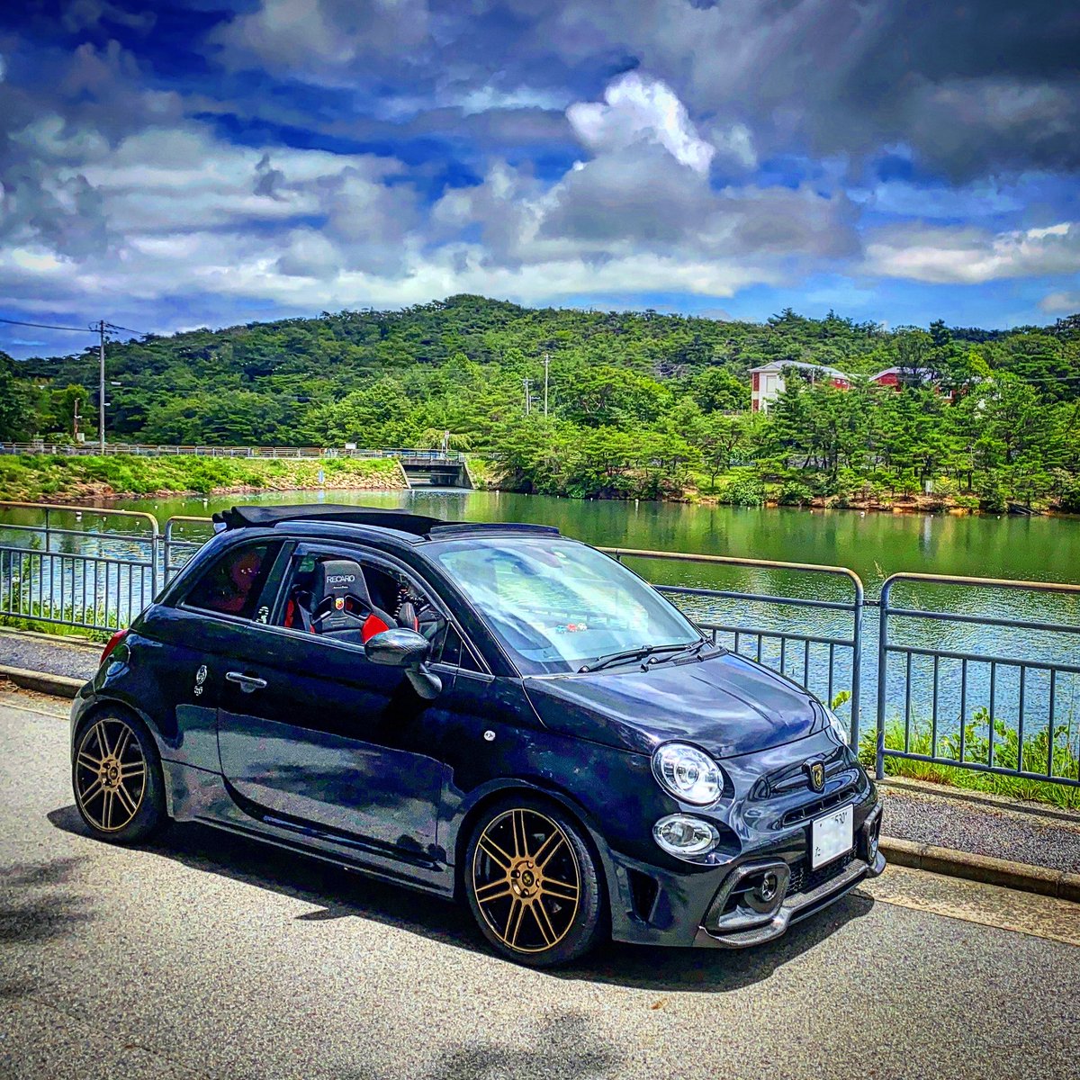 syatyou_jp's tweet photo. 芦有ドライブウェイ脇の奥池にて
-
#abarth
#abarth595
#abarth595c
#アバルト
#アバルト595
#アバルト595c
#スリーハンドレッド
#threehundred
#recaro
#akrapovic
#sr7f
#eibach
#prostreets
#カワイ製作所
#ストラットタワーバー
#オープンカーのある生活
#芦有ドライブウェイ
#奥池 https://t.co/ulIoyLt3po