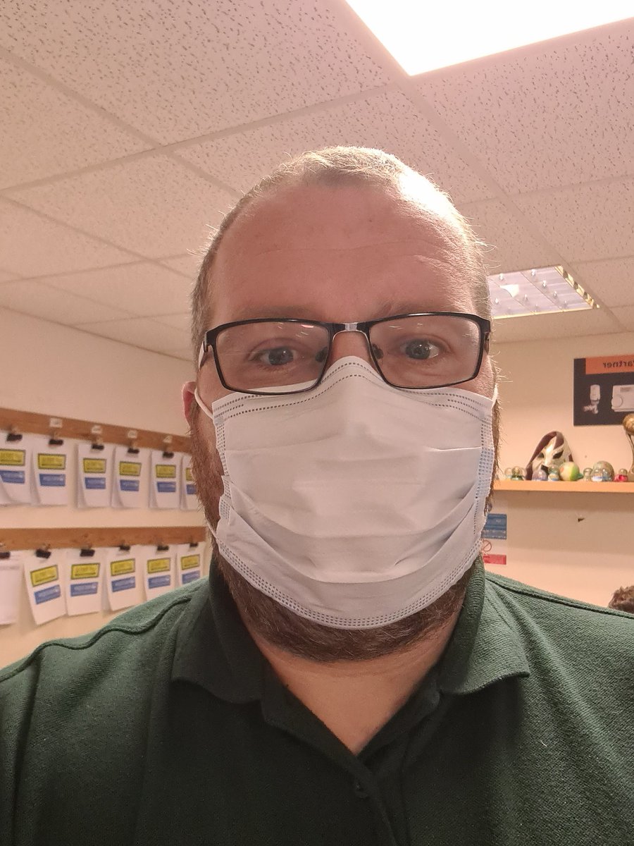 totalplumbinguk's tweet photo. 🎉Now available at all our branches🎊

We have just taken in a delivery of face masks, ST50FM12 3 Layer Face Mask.
They are available in boxes of 50 to trade and retail customers.
They are on sale for £14.99+ v.a t (£17.99 Inc v.a.t) 
Pop along + grab some before they sell out😷 https://t.co/VyWBYuBzia