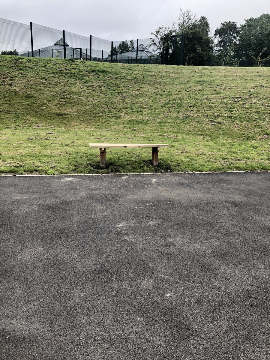 HeightsBurnley's tweet photo. Some of our KS4 construction students made this bench for our KS1&amp;2 students to benefit from @HeightsBurnley 🔨 #nolimits #thisisAP #buddybench https://t.co/3tRbdz3615