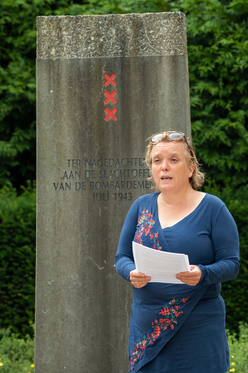 Laten wij vandaag stilstaan bij hen die omkwamen. En nooit vergeten.💙  Online Fokkerherdenking (vanaf 13:00): hcan.nl/herdenken-juli… 📸 Tom Feenstra