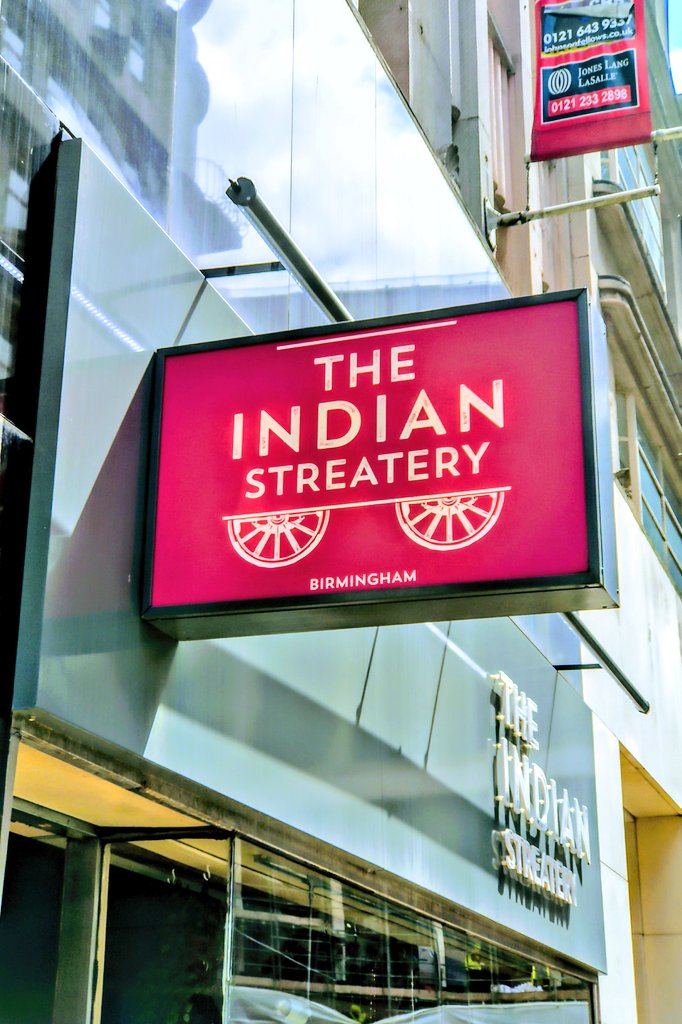 SKCwitter's tweet photo. @indianstreatery #GrabNGoLunch👌

#SupportLocal #BrumIndependents https://t.co/xfvOvJ12Bk