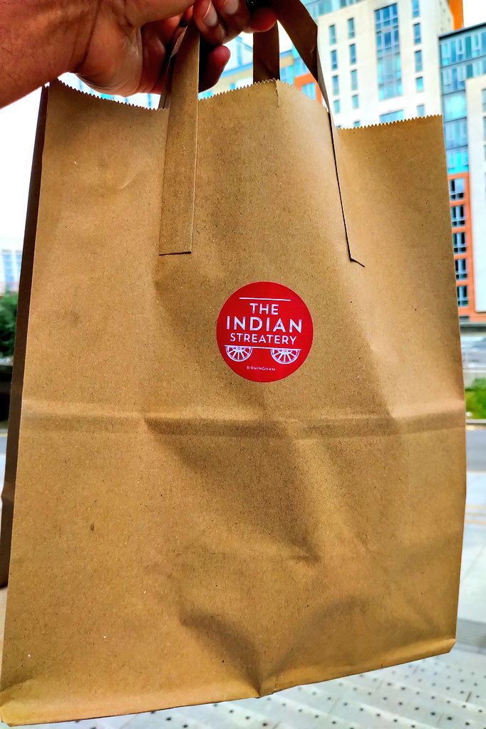 SKCwitter's tweet photo. @indianstreatery #GrabNGoLunch👌

#SupportLocal #BrumIndependents https://t.co/xfvOvJ12Bk