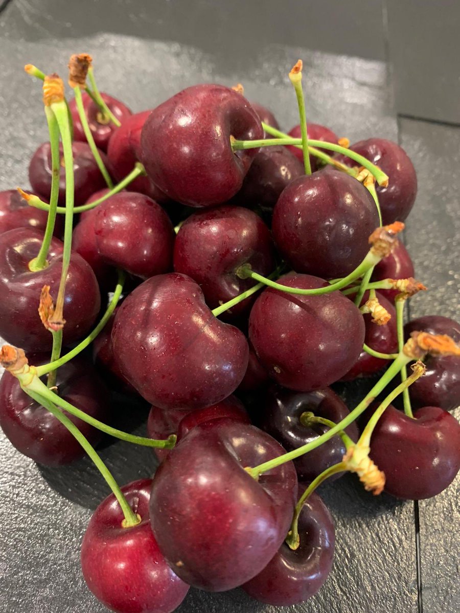 wellocksfood's tweet photo. Absolutely stunning British produce arriving today 🔥😍 https://t.co/CakEcgK4TE