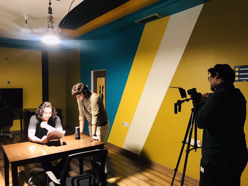StintStudio's tweet photo. #Lights #Camera #Action๐ก๐ฅ๐ฌ
#ShortFilm #Photoshoot #Portfolio #Product #Modeling #Corporate #Shoot #Vlog #Blog #Movie #Documentary Get your next #project shoot at #stintstudio #Coworking
#nagpur #netflix #amazonprime #youtube #director #actor #artist #photography #photo #new https://t.co/rKAgtt987D