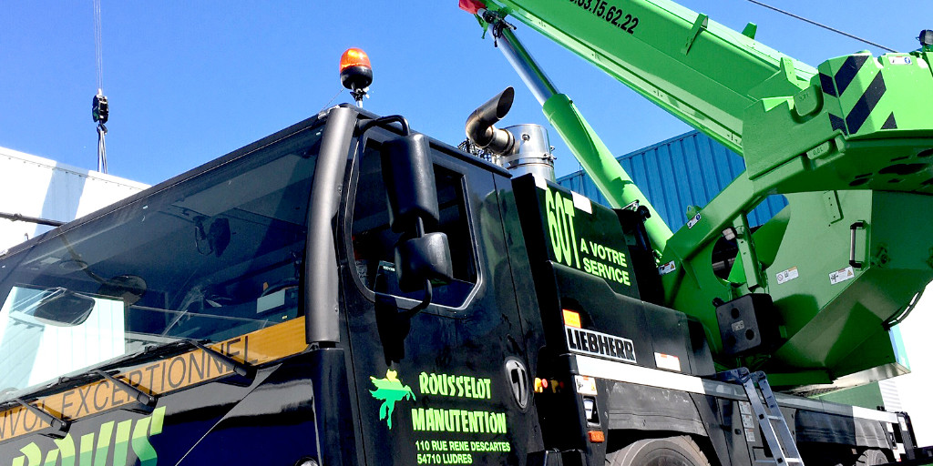 Manutention sur site de cuves alimentaires dans une laiterie réalisée par Rousselot Manutention. L’occasion pour l’agence  de de sortir sa nouvelle grue de 60T/m.💪

👉 En savoir plus ow.ly/8Equ50AA9uh

#RousselotManutention #ManutentionLourde  #Grue #GroupeBOVIS