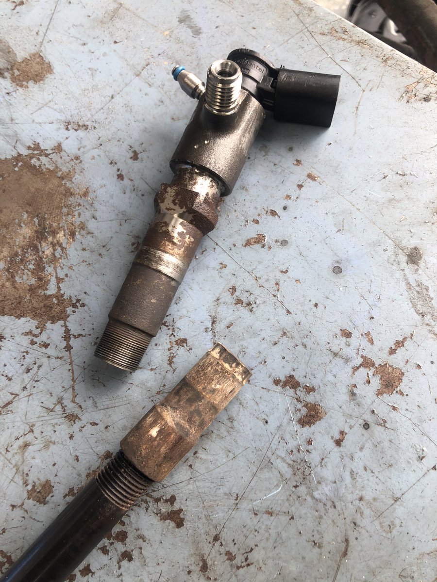 headtech0's tweet photo. #ford #transit #injectorremoval @headtech0 https://t.co/2xeNSutnEn