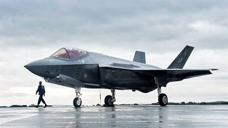 bpthaber's tweet photo. Türkiye, F-35’in resmi internet sitesindeki küresel katılımcılar listesinden kaldırıldı. https://t.co/YwFLGsW6UM