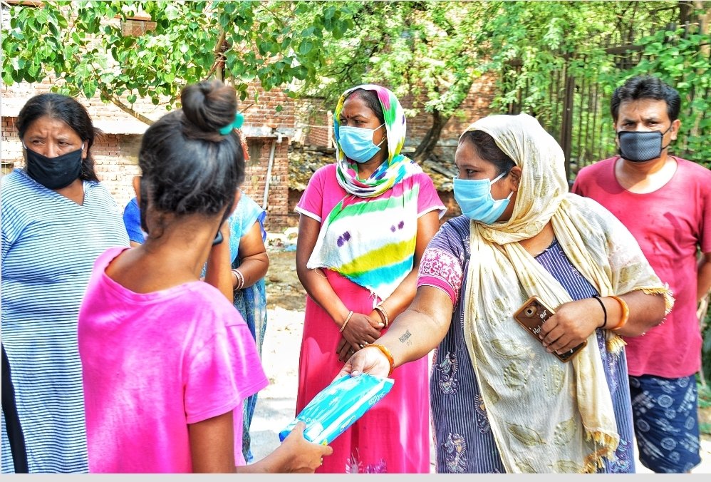 hamaripahchan's tweet photo. Hamari Pahchan
'Sukhad' project provide women with pads to set free of taboo.

जब जब एक महिला खुद कई लिए रूढ़िवादी परंपरा के खिलाफ आवाज़ उठती है, वह महिला बिना जाने सब महिलाओं के लिए आवाज़ बनती है

#hamaripahchan #ngowork #menstrualhygiene #socialwork #sukhad https://t.co/Tf0KNaVBeq
